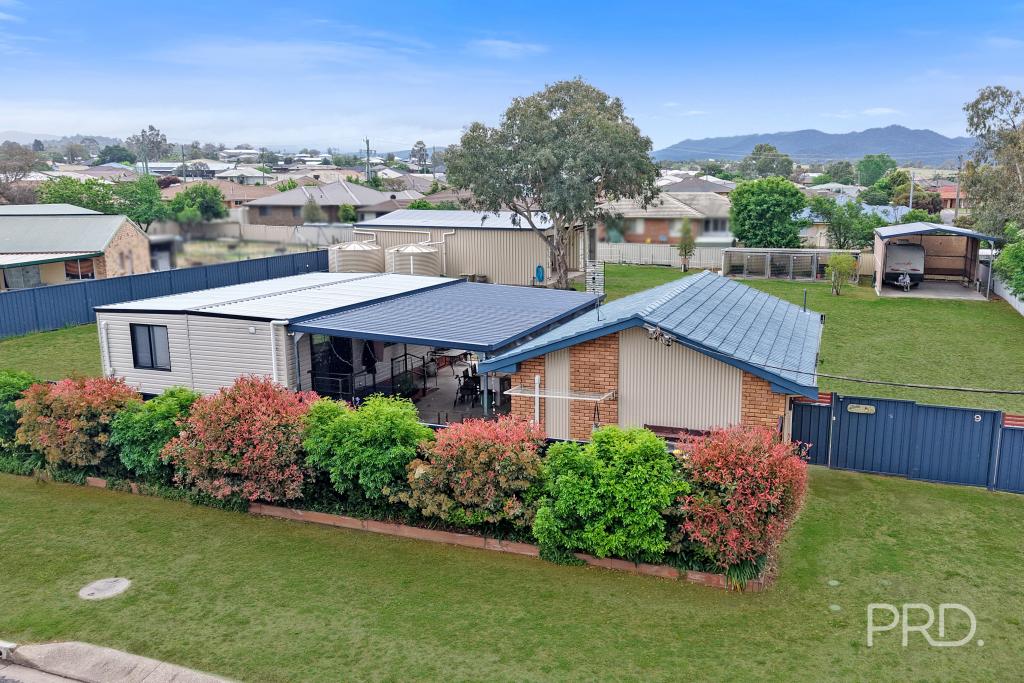 7-9 Irvine St, Kootingal, NSW 2352