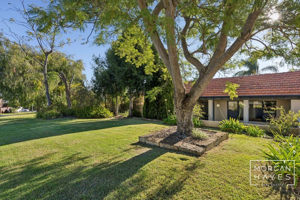 32 More Cres, Bull Creek, WA 6149