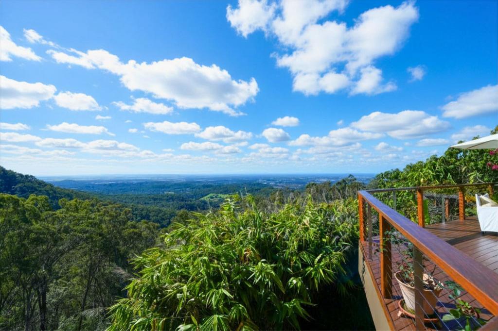 336 Wongawallan Dr, Wongawallan, QLD 4210