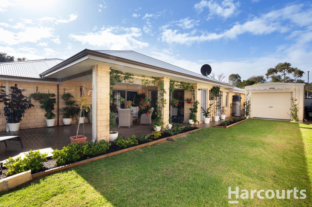 4 Shannon Ave, Waroona, WA 6215