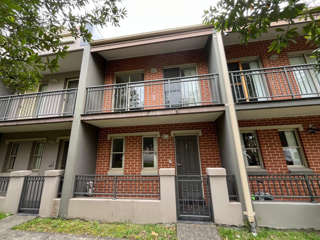 2/2 Anglo Sq, Carlton, NSW 2218