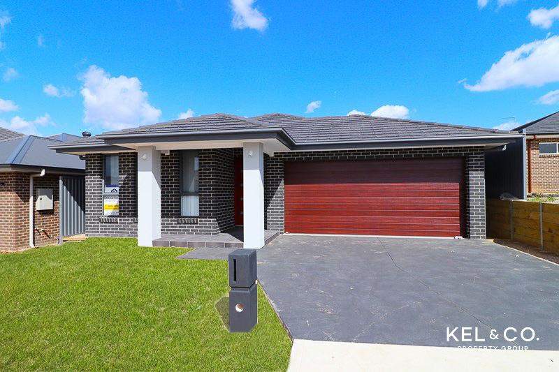 13 Jennings Cres, Spring Farm, NSW 2570