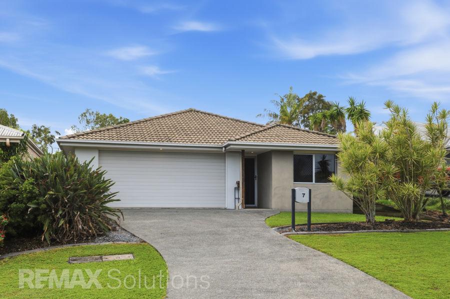 7 Bellthorpe Cct, Kallangur, QLD 4503