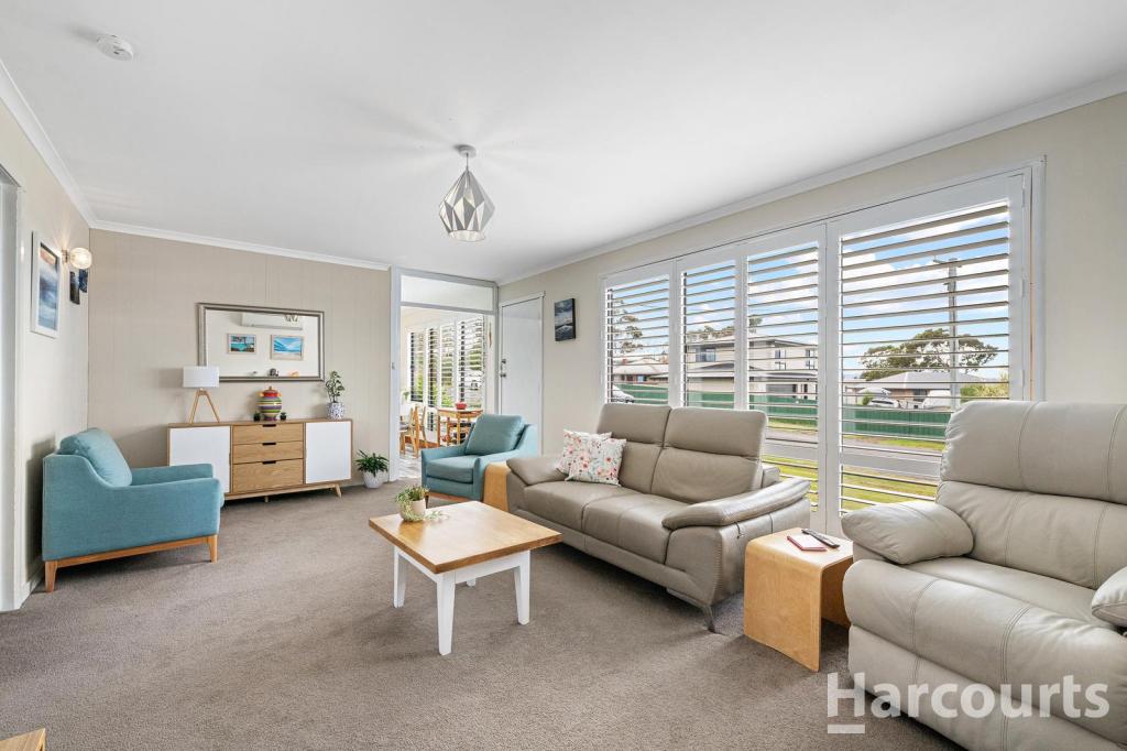 17 Oak St, Primrose Sands, TAS 7173