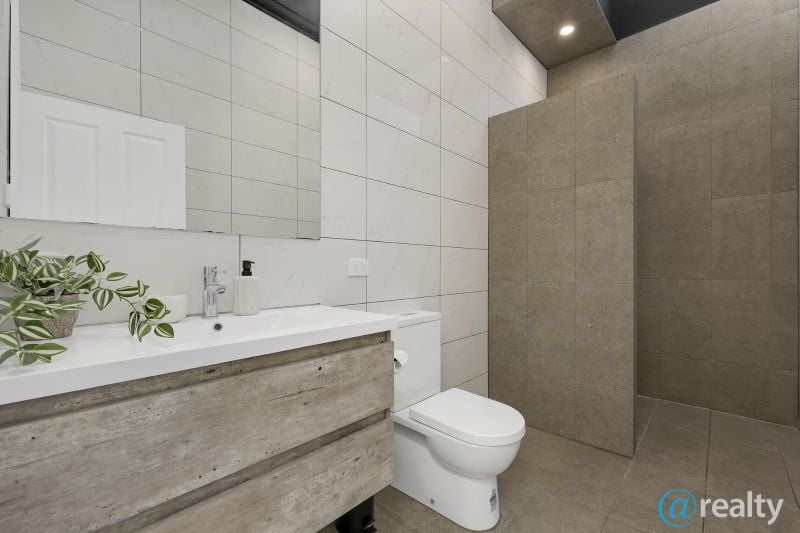 16 Laura St, Brunswick, VIC 3056