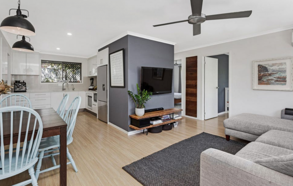 1/7 Snipe St, Miami, QLD 4220