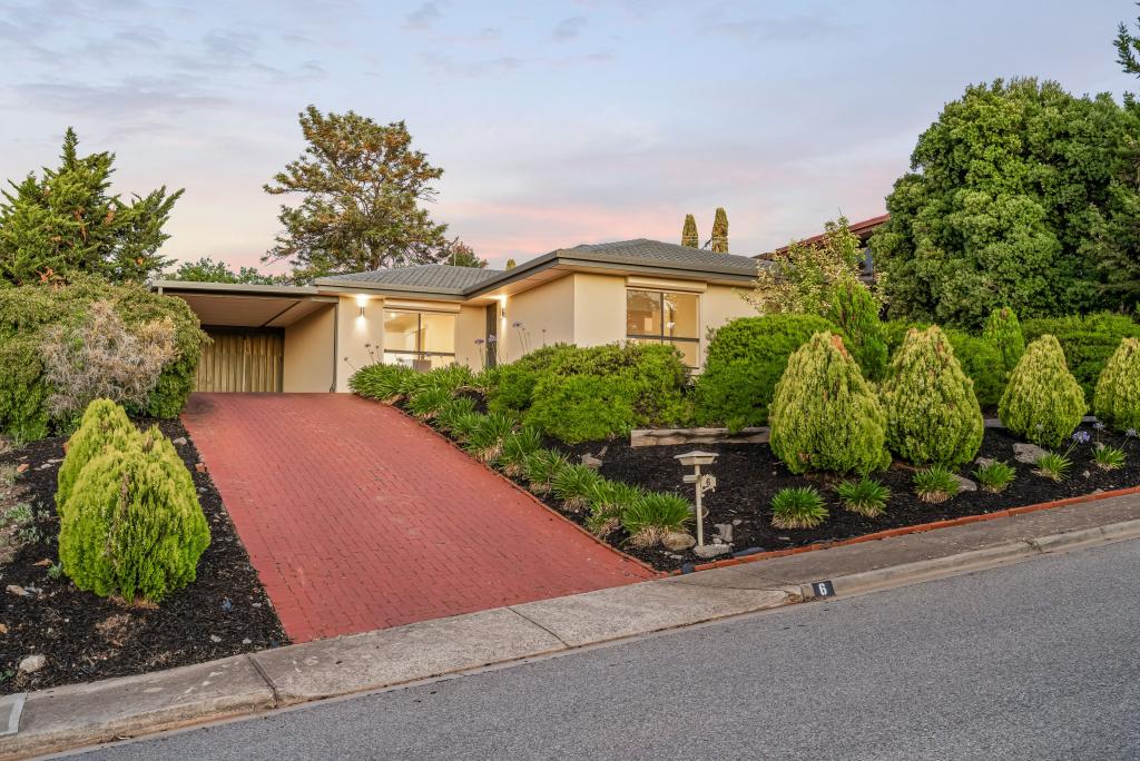 6 Elmeade Dr, Hallett Cove, SA 5158