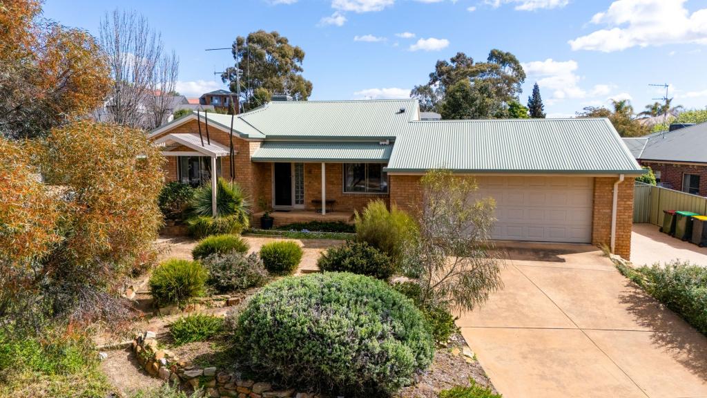 26 Keogh Dr, Spring Gully, VIC 3550