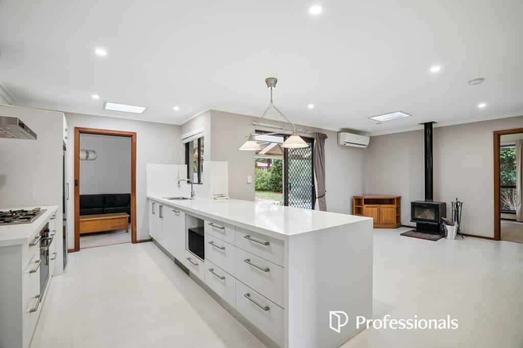 28 Barwon St, Lesmurdie, WA 6076