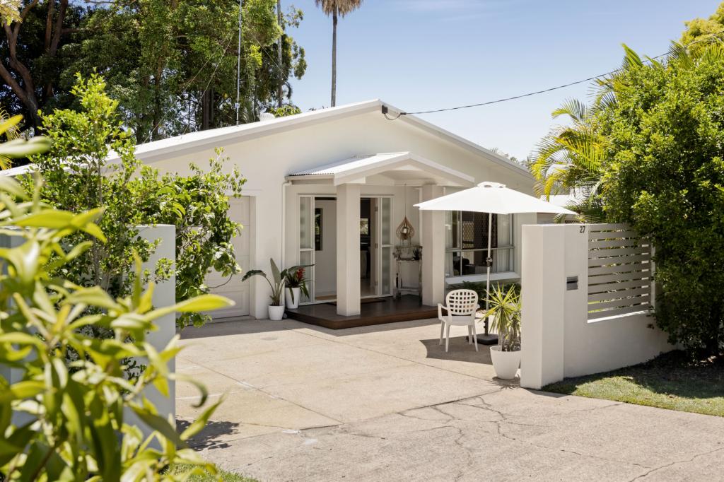 27 Yoomba Cres, Alexandra Headland, QLD 4572