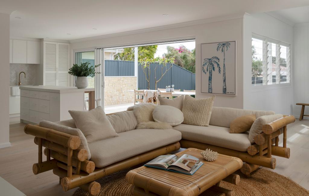 20 ERLISTOUN ST, GOLDEN BAY, WA 6174