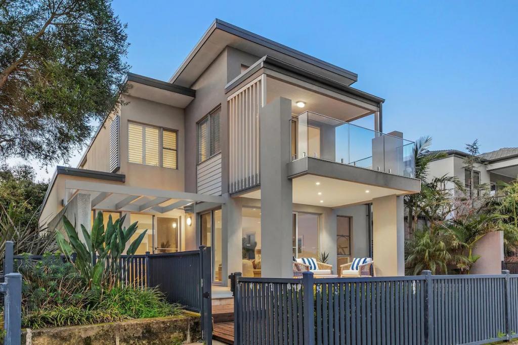 4 Admiralty Ct, Safety Beach, VIC 3936