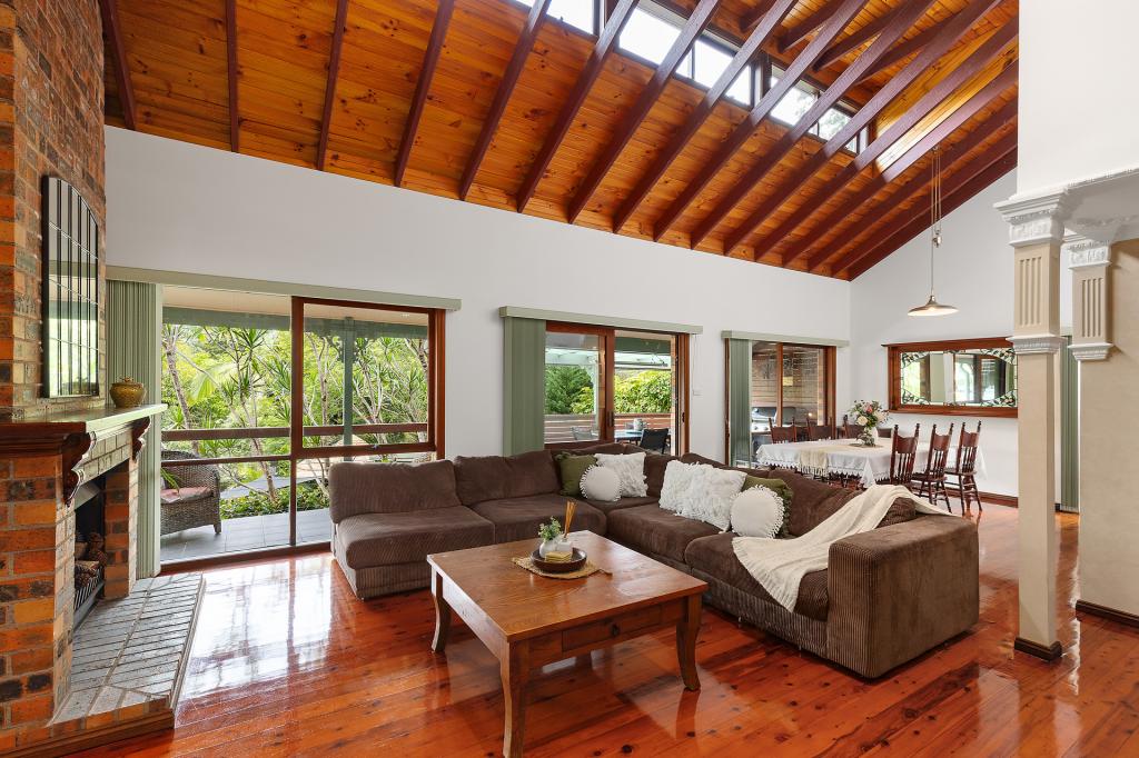 2 WOODCOURT RD, BEROWRA HEIGHTS, NSW 2082