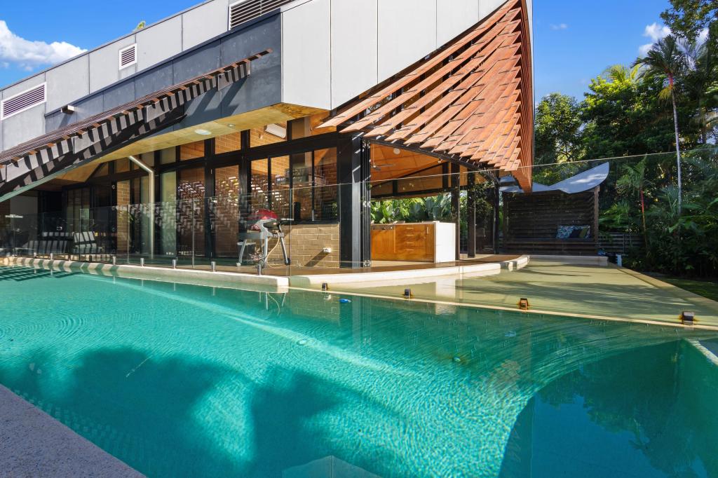 28 Beachfront Mirage Dr, Port Douglas, QLD 4877
