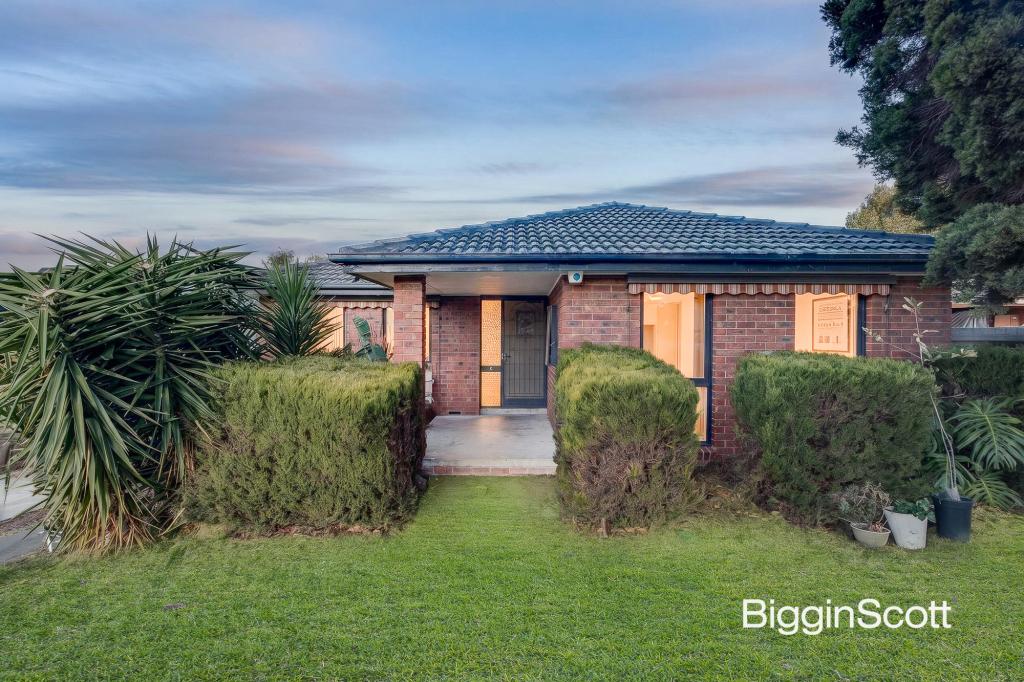 68 John Fawkner Dr, Endeavour Hills, VIC 3802
