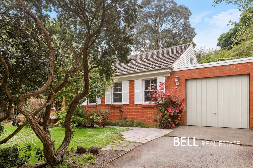 18 LENNE ST, BEACONSFIELD UPPER, VIC 3808