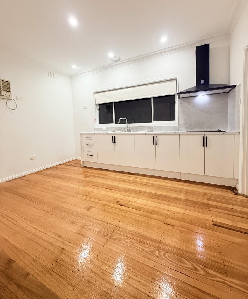 4b Wattle St, Springvale, VIC 3171