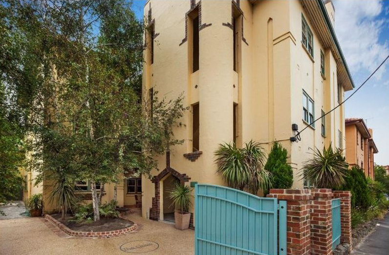 2/100 Grey St, St Kilda, VIC 3182
