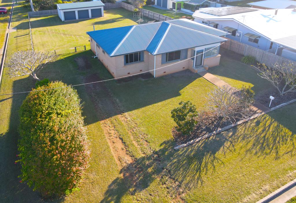 38 Bathurst St, Elliott Heads, QLD 4670