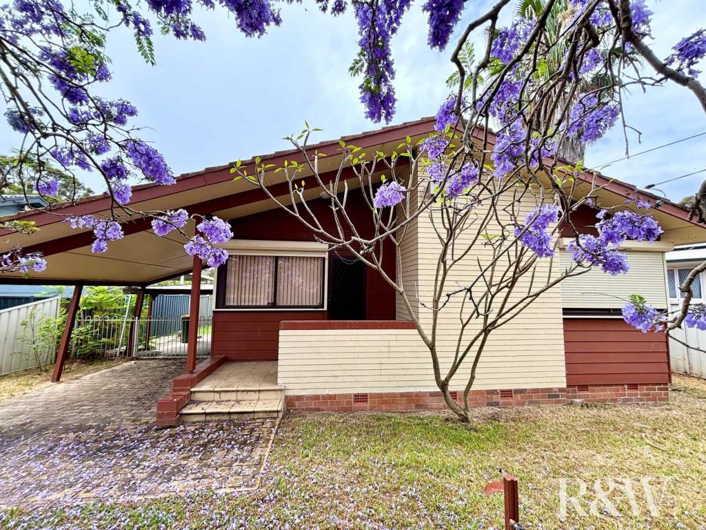 57 Lingayen Ave, Lethbridge Park, NSW 2770