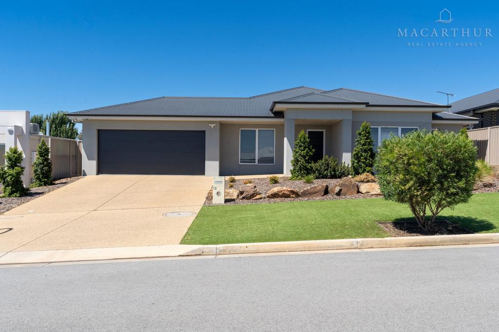 15 Hollows Cres, Lloyd, NSW 2650
