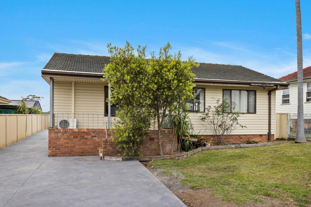 38 Andrew Cres, Mount Warrigal, NSW 2528