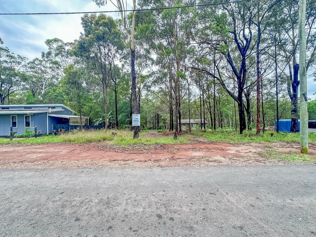 40 DEMPSEY ST, RUSSELL ISLAND, QLD 4184