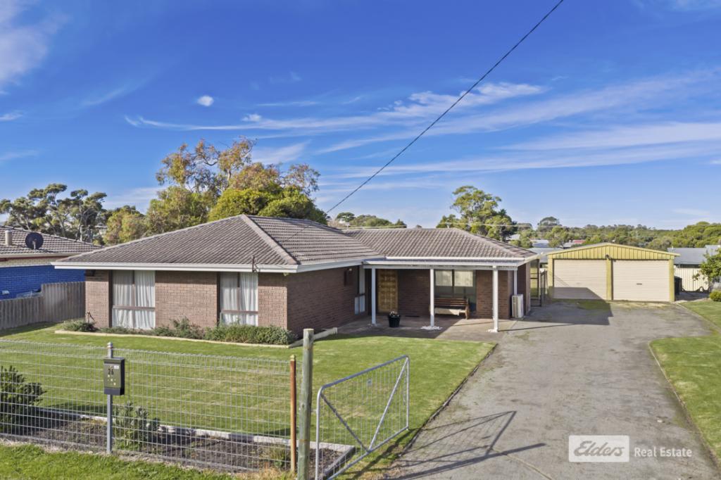 26 Turner St, Orana, WA 6330