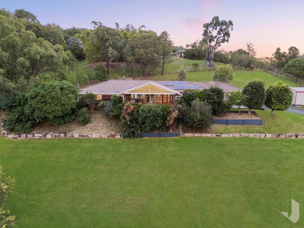 19 Manderson Ct, Belivah, QLD 4207