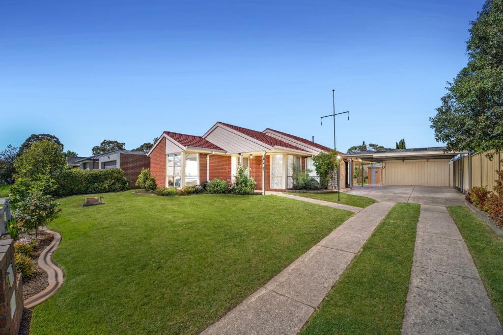 12 Rebecca Ct, Cranbourne North, VIC 3977