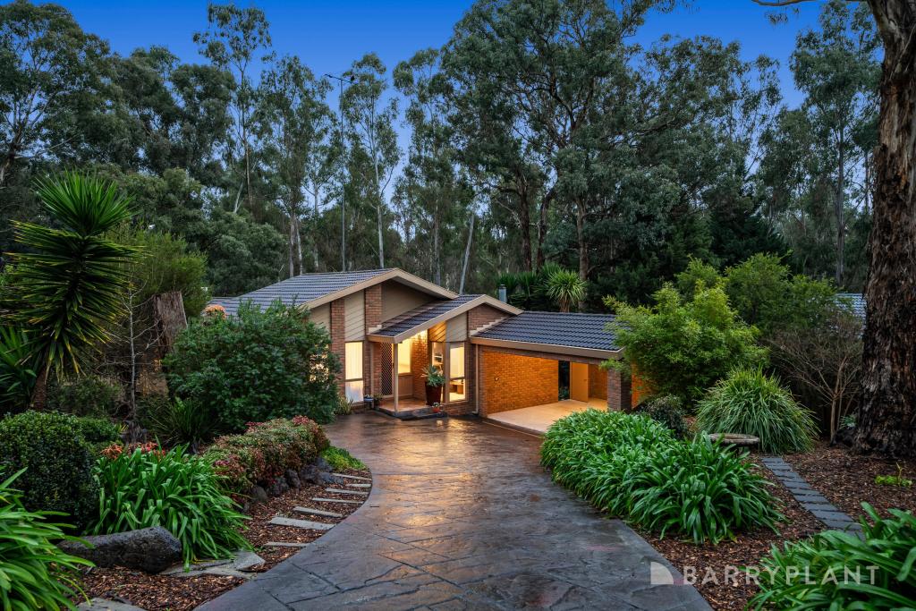 21 Balmoral Cct, Eltham, VIC 3095