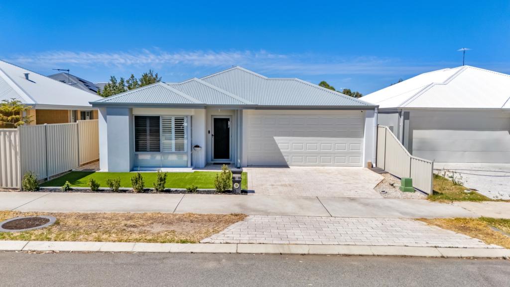 18 Yandal Way, Golden Bay, WA 6174