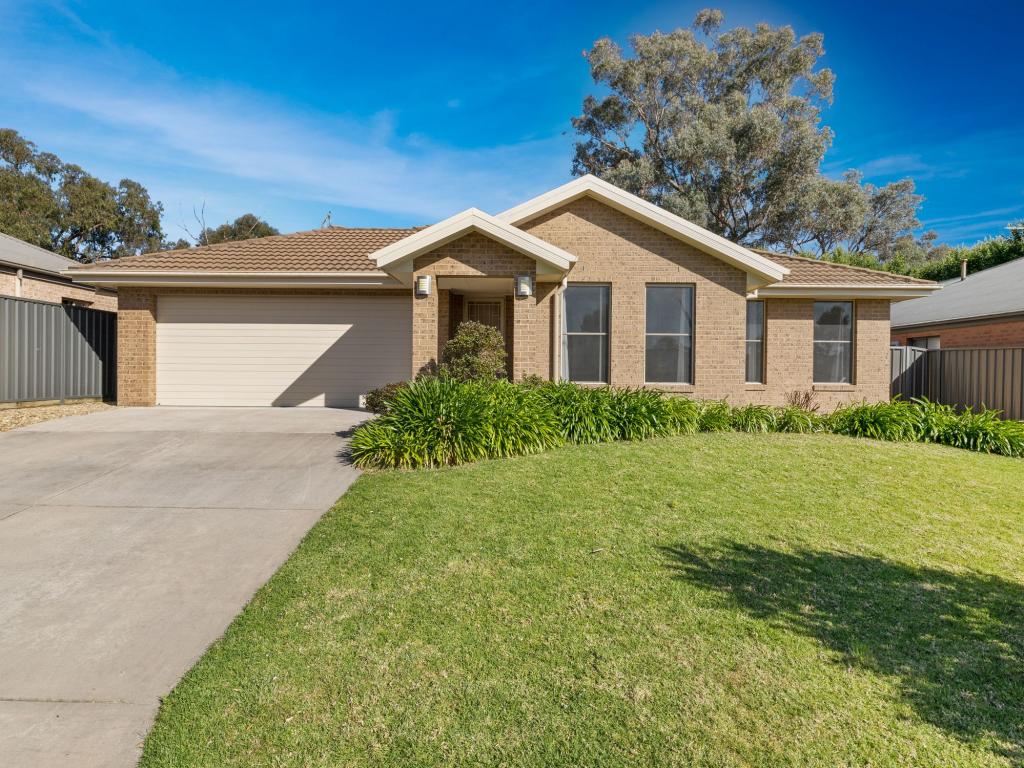 16 Redbox Dr, Thurgoona, NSW 2640