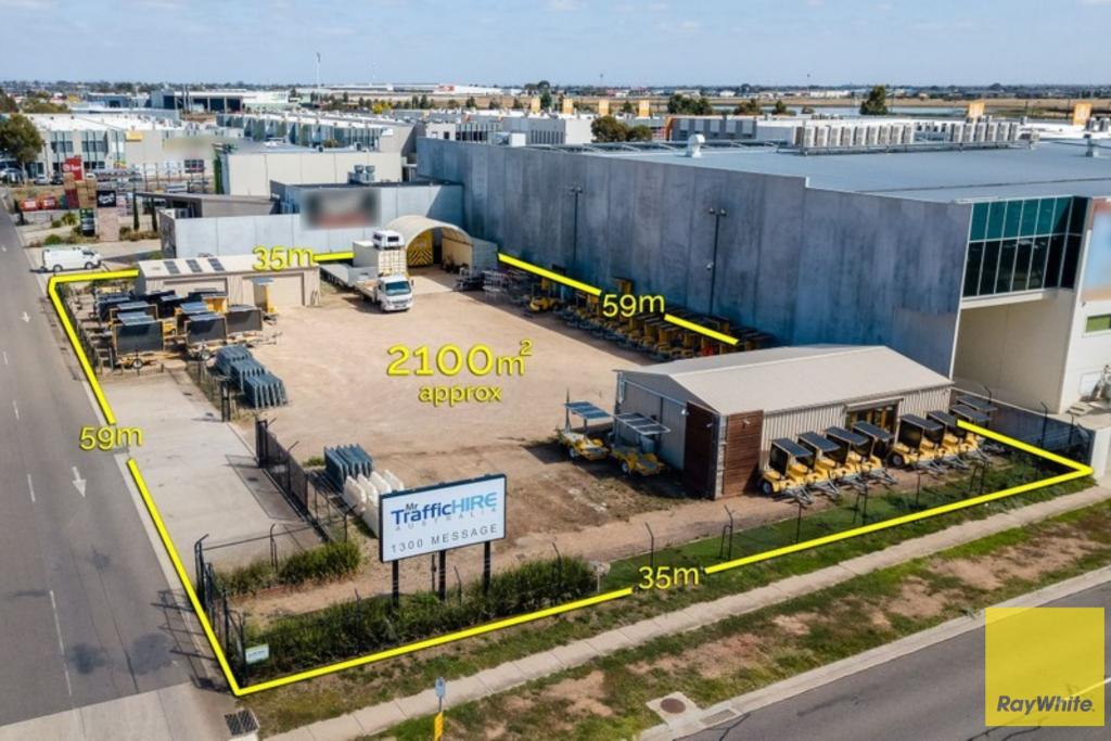 38 WALLACE AVE, POINT COOK, VIC 3030