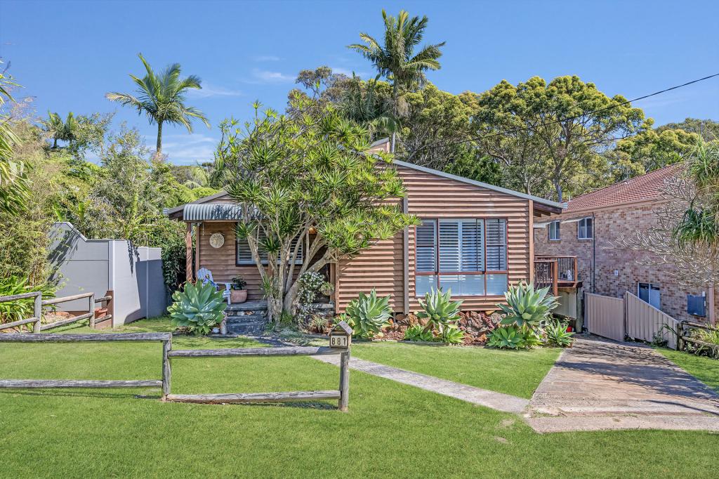 881 Ocean Dr, Bonny Hills, NSW 2445