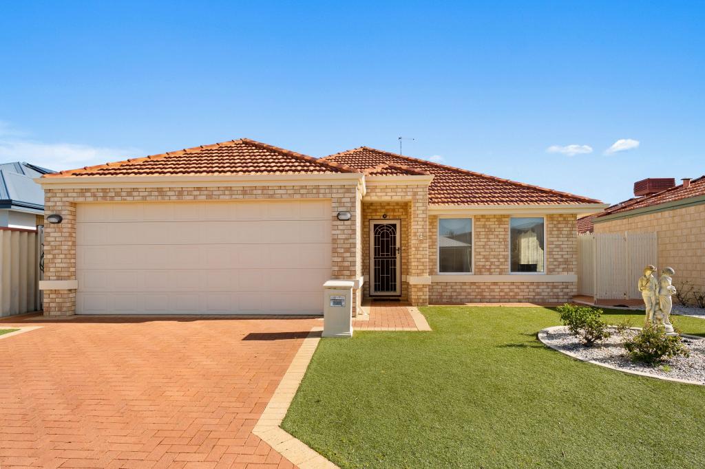 4 Ortona Cres, Secret Harbour, WA 6173