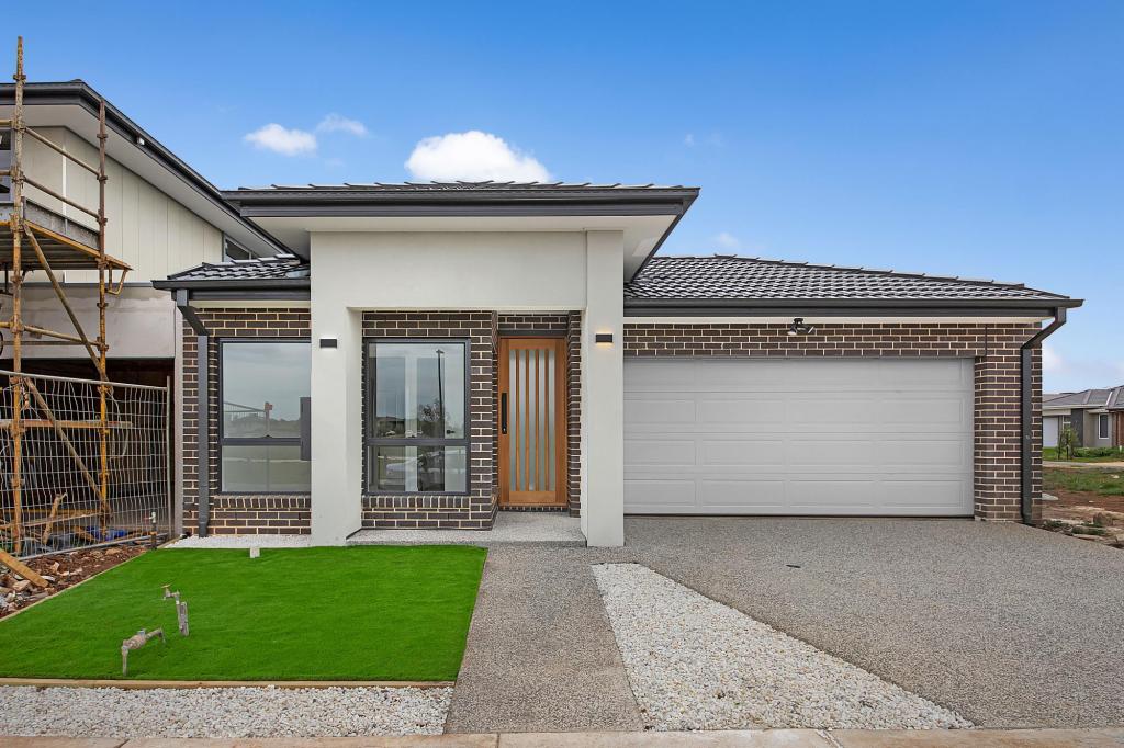 85 Paskas Dr, Fraser Rise, VIC 3336