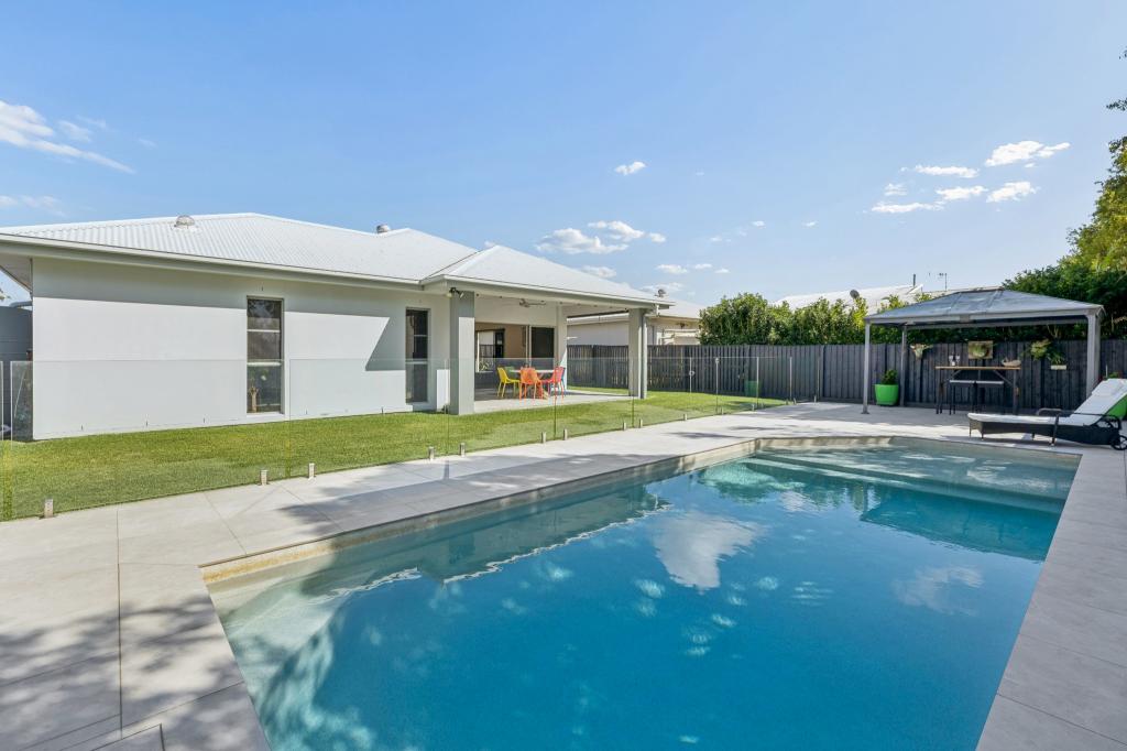 22 Peregrine Cres, Coomera, QLD 4209