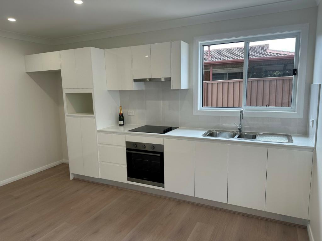 16a Onslow St, St Clair, NSW 2759