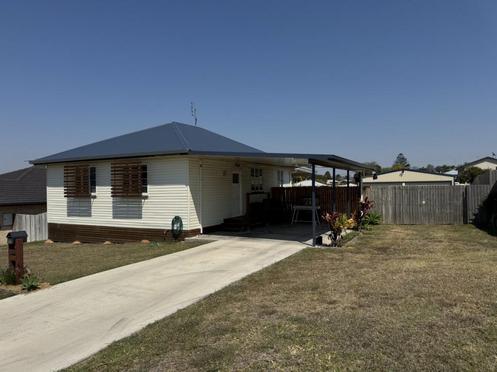 16 Charles Darwin Dr, Monto, QLD 4630