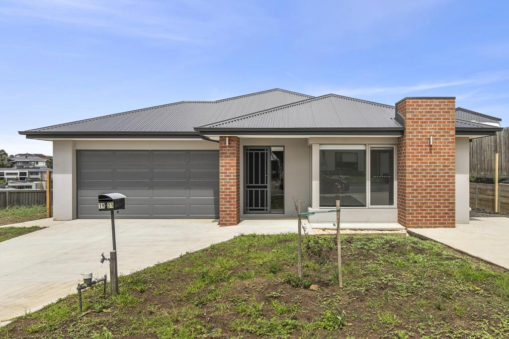 19-21 Radstock Ave, Highton, VIC 3216