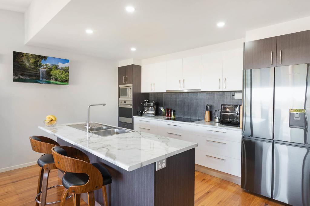 10 The Crest, Merimbula, NSW 2548