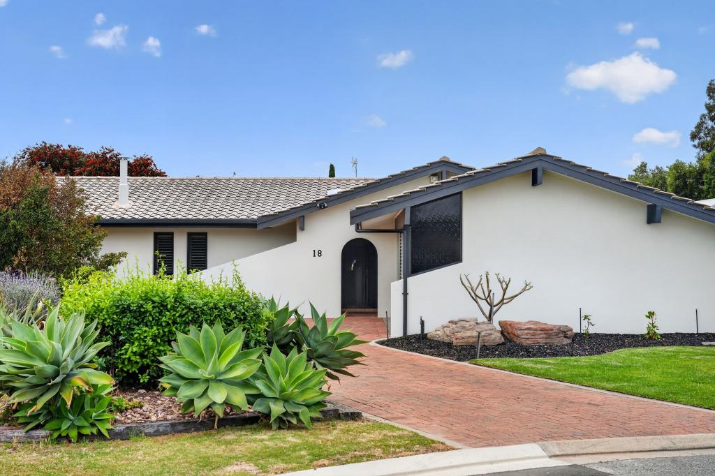 18 Beeston Way, West Lakes, SA 5021