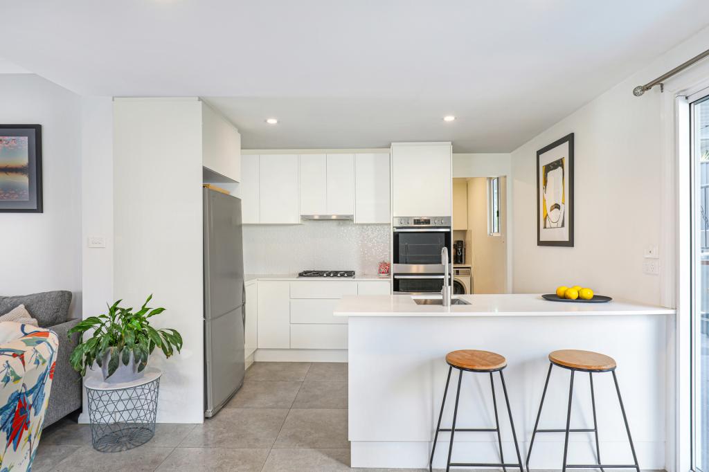 1/17 John St, Balgownie, NSW 2519