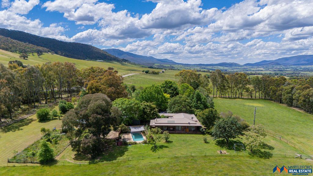 10 Hicks Rd, Mudgegonga, VIC 3737