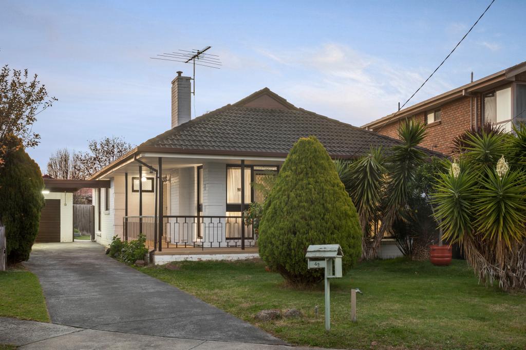 42 Banbury St, Burwood East, VIC 3151