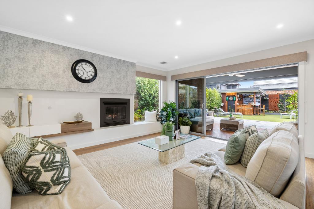 15 Sixth St, Parkdale, VIC 3195