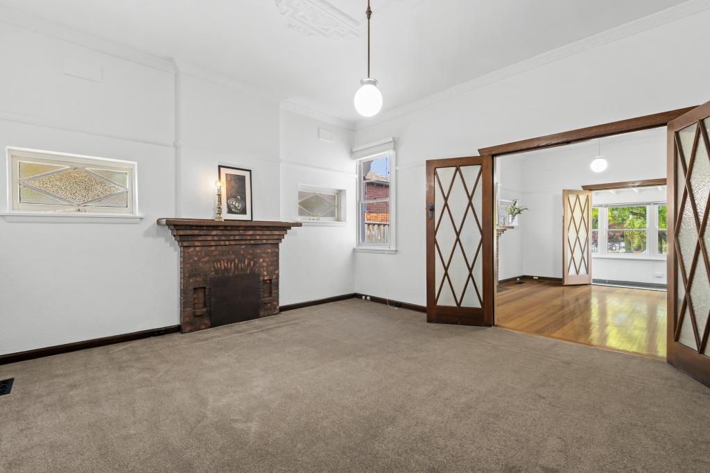 147 HAWTHORN RD, CAULFIELD NORTH, VIC 3161