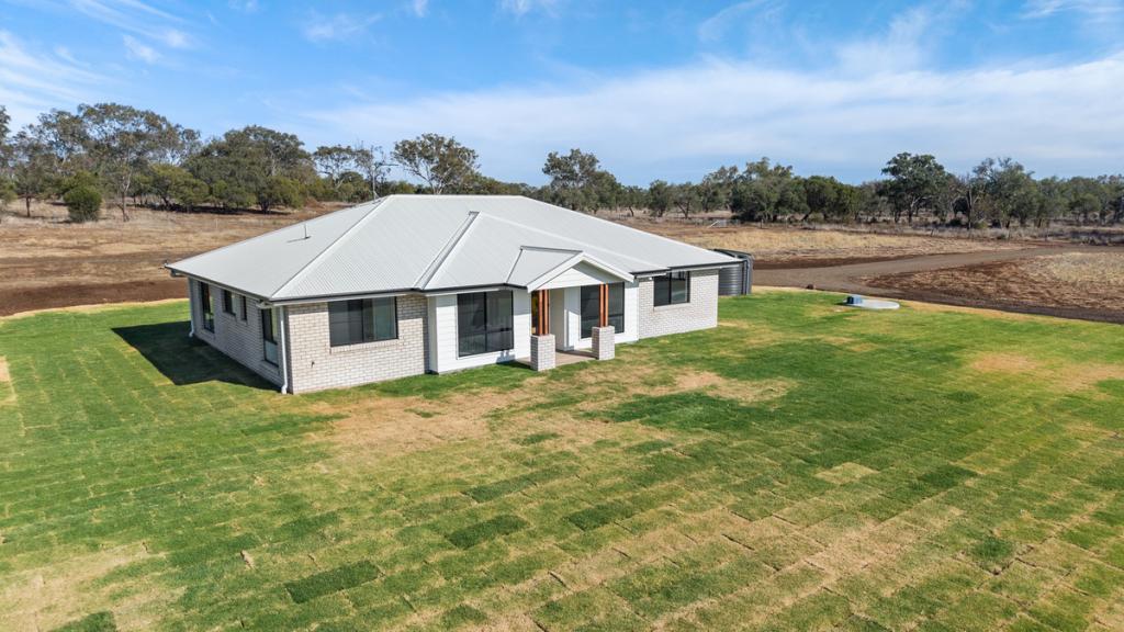 630 Oakey-Pittsworth Rd, Aubigny, QLD 4401