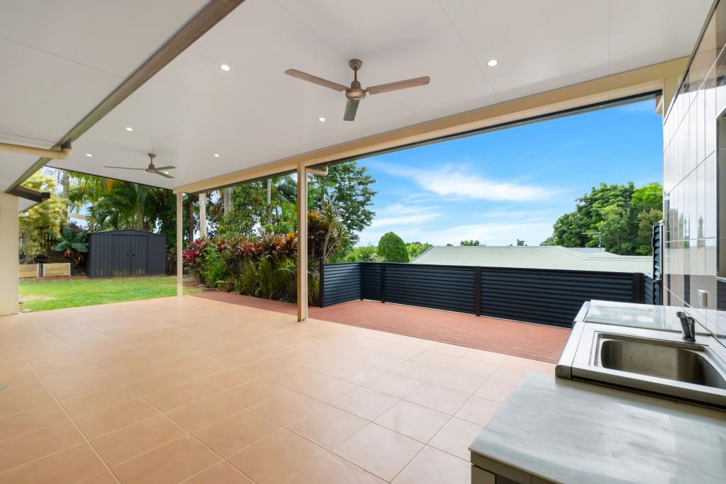 42 Daphne Dr, Redlynch, QLD 4870